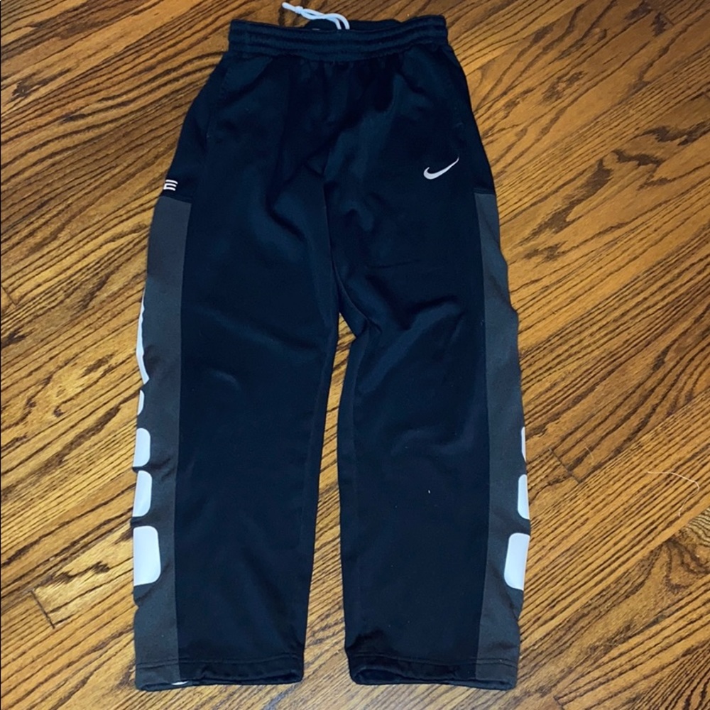 Black and Gray Nike therma-fit elite sweatpants